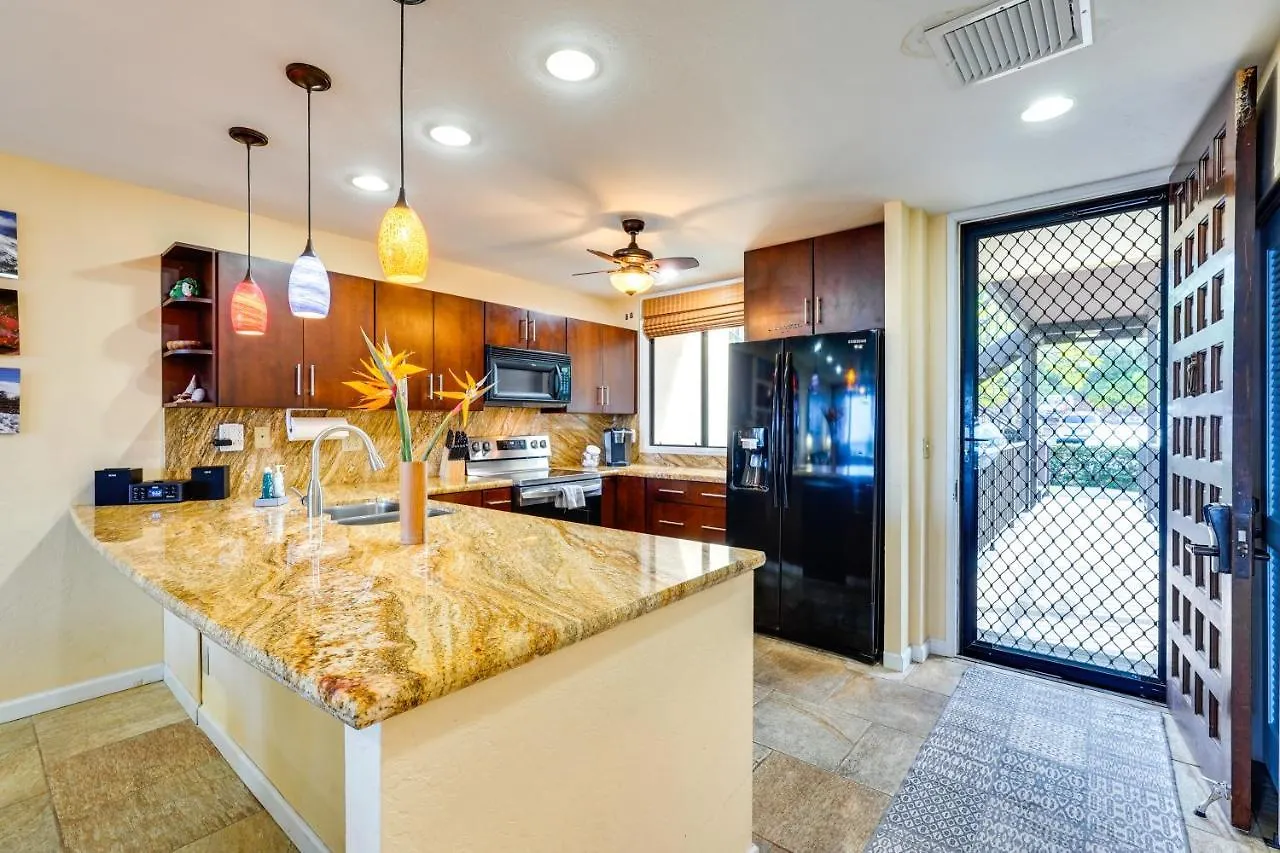 Apartment Living Aloha A Quiet Condo With Step-Free Access! Kailua-Kona
