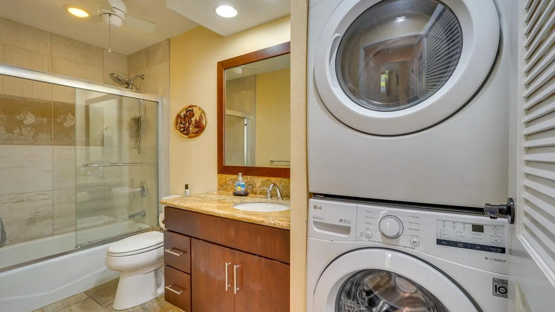 Living Aloha A Quiet Condo With Step-Free Access! Kailua-Kona United States